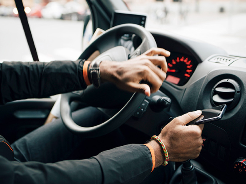 AutoReflex : Exp&eacute;rience et Excellence en Conduite Professionnelle